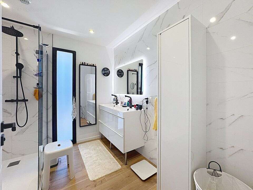 PLOEMEUR - EXCLUSIVITÉ – Au calme maison contemporaine neuve, 4 chambres dont une suite parentale - photo 6
