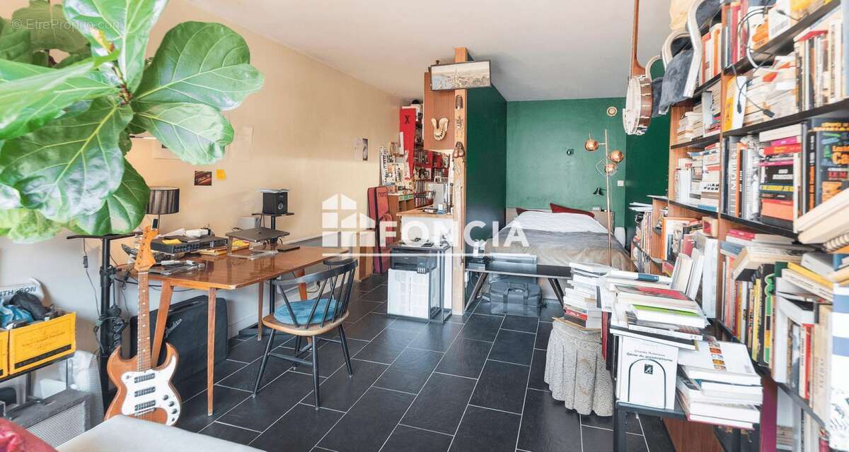 Appartement à PARIS-9E