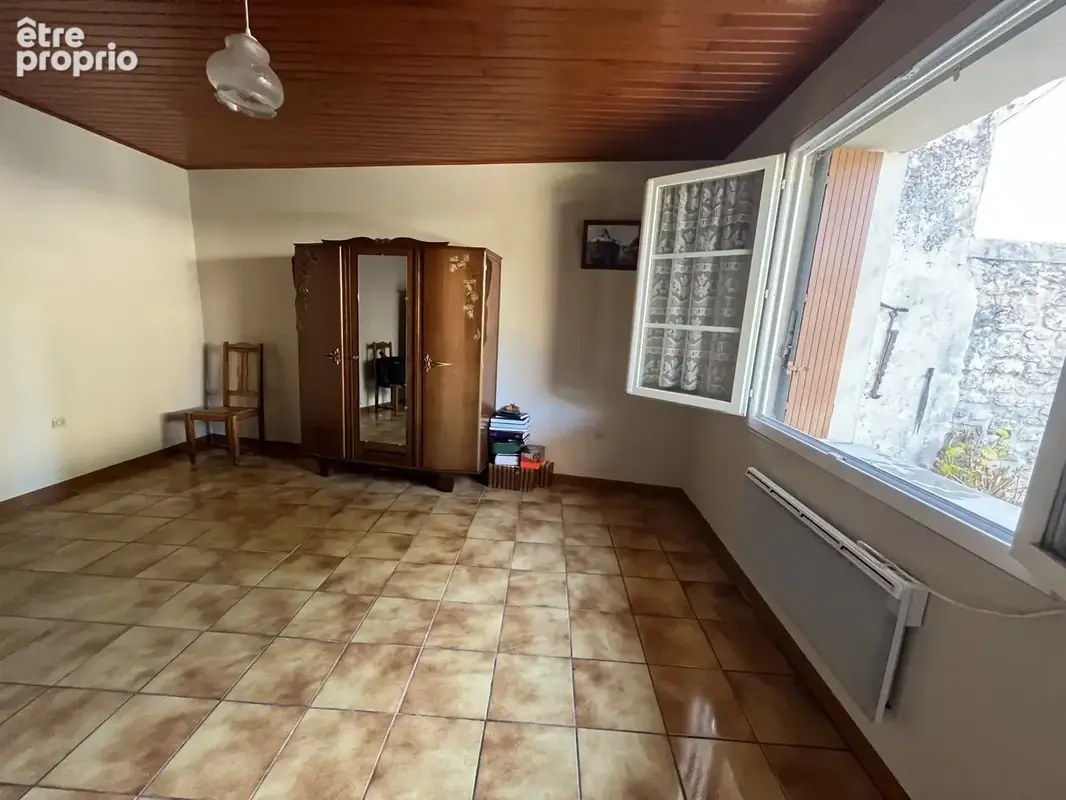 Entre LAREOLE ET LANGON- Maison de village de 83 M2 avec cour, garage attenant et petite dépendance - photo 11