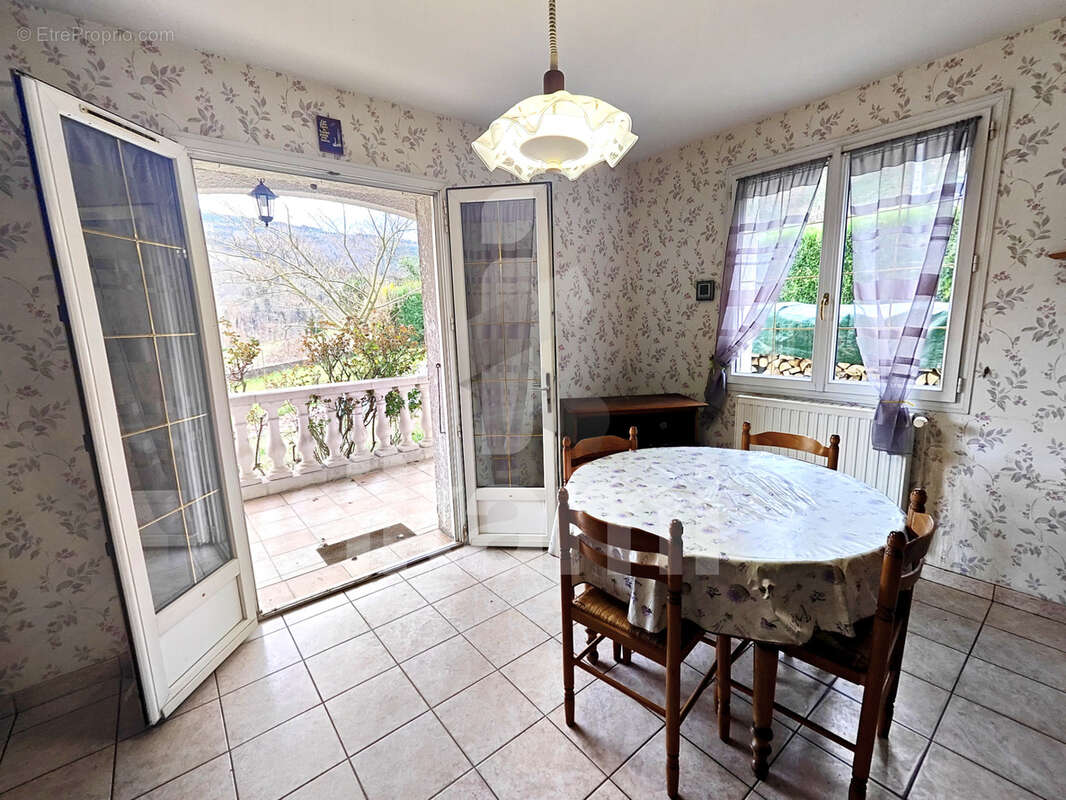 Maison à VILLEVOCANCE