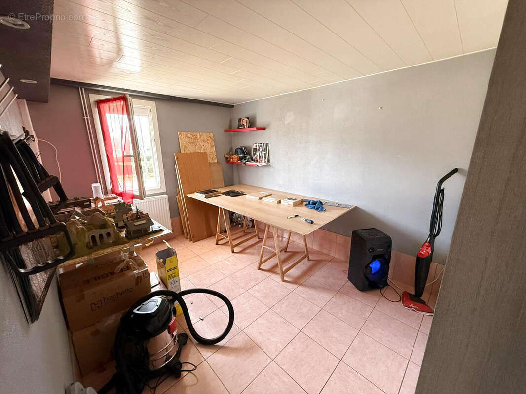 Maison à CLERVAL
