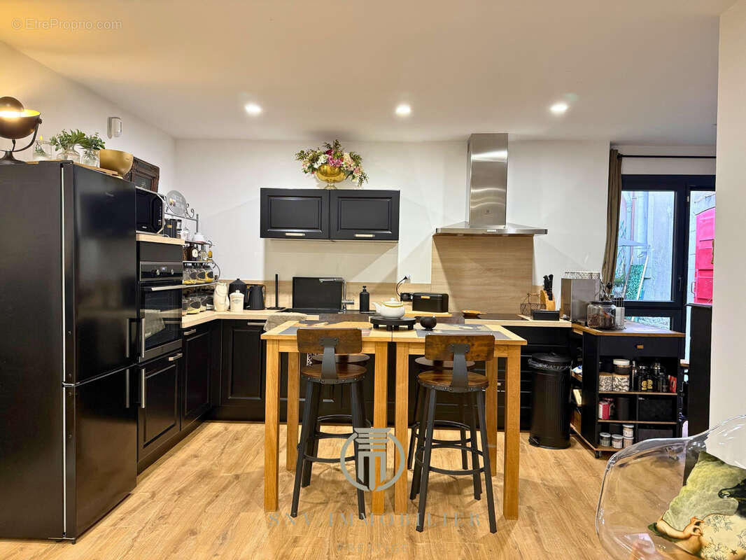 Appartement à MONTCEAU-LES-MINES