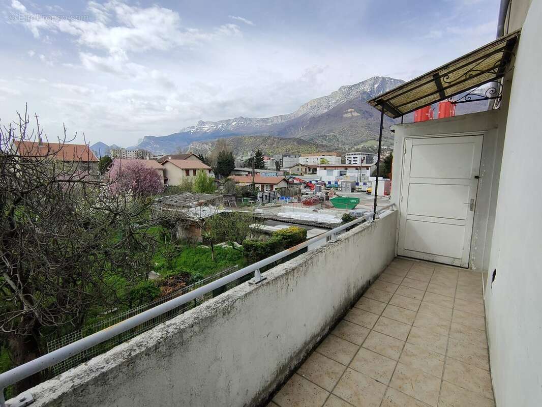 Appartement à ECHIROLLES