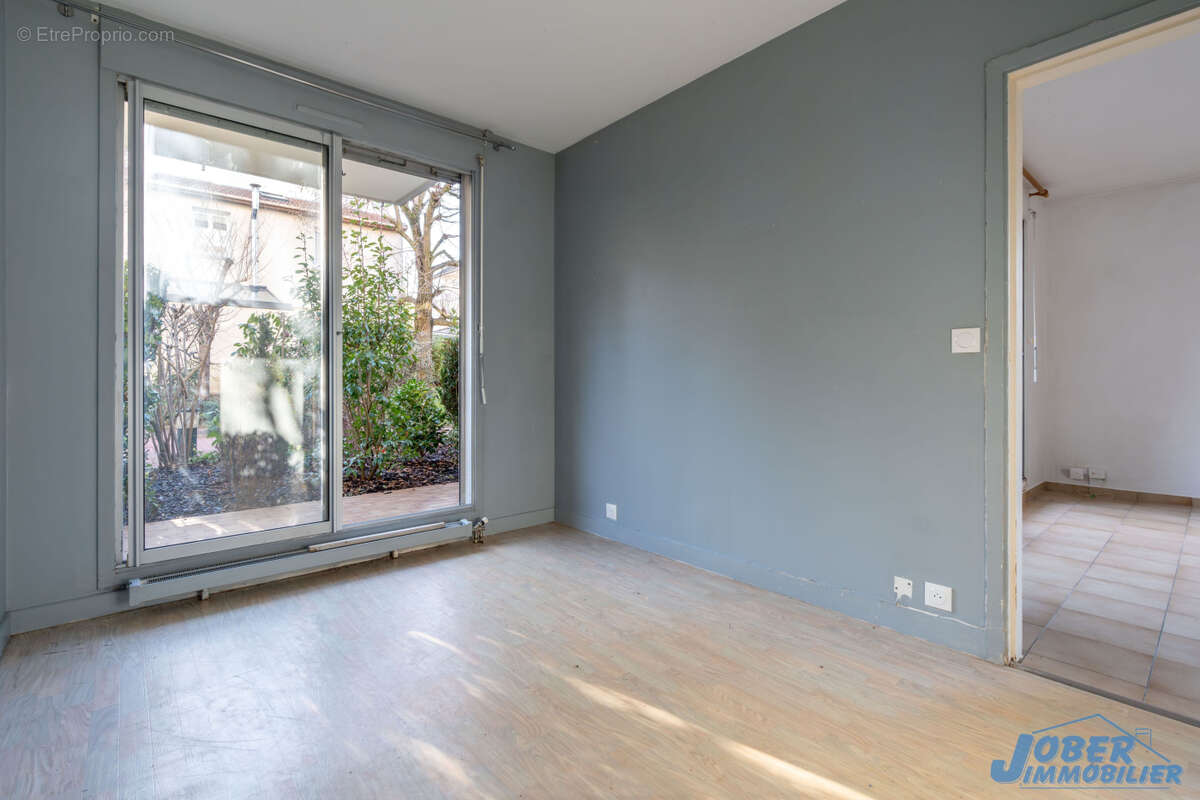 Appartement à NOGENT-SUR-MARNE