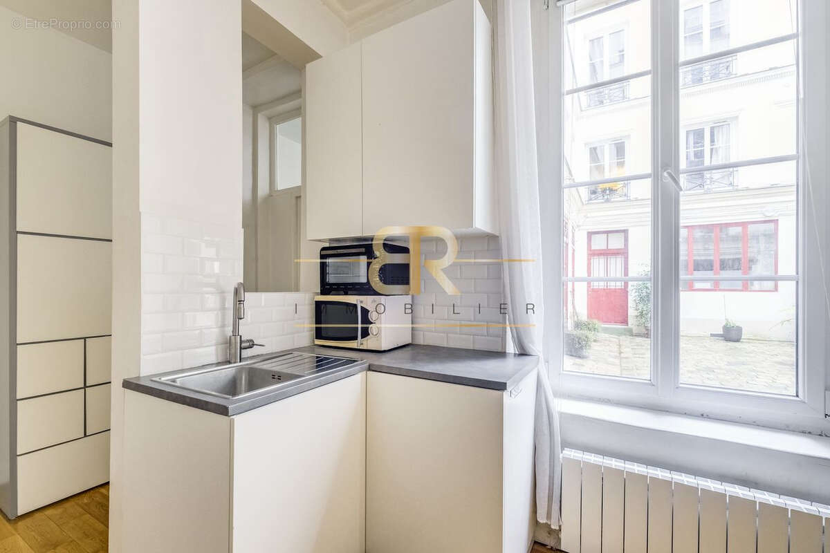 Appartement à PARIS-9E
