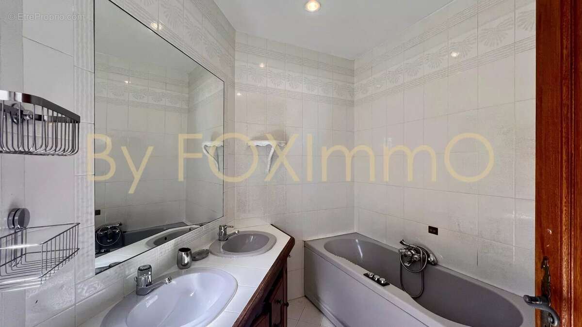 Maison à LA COLLE-SUR-LOUP