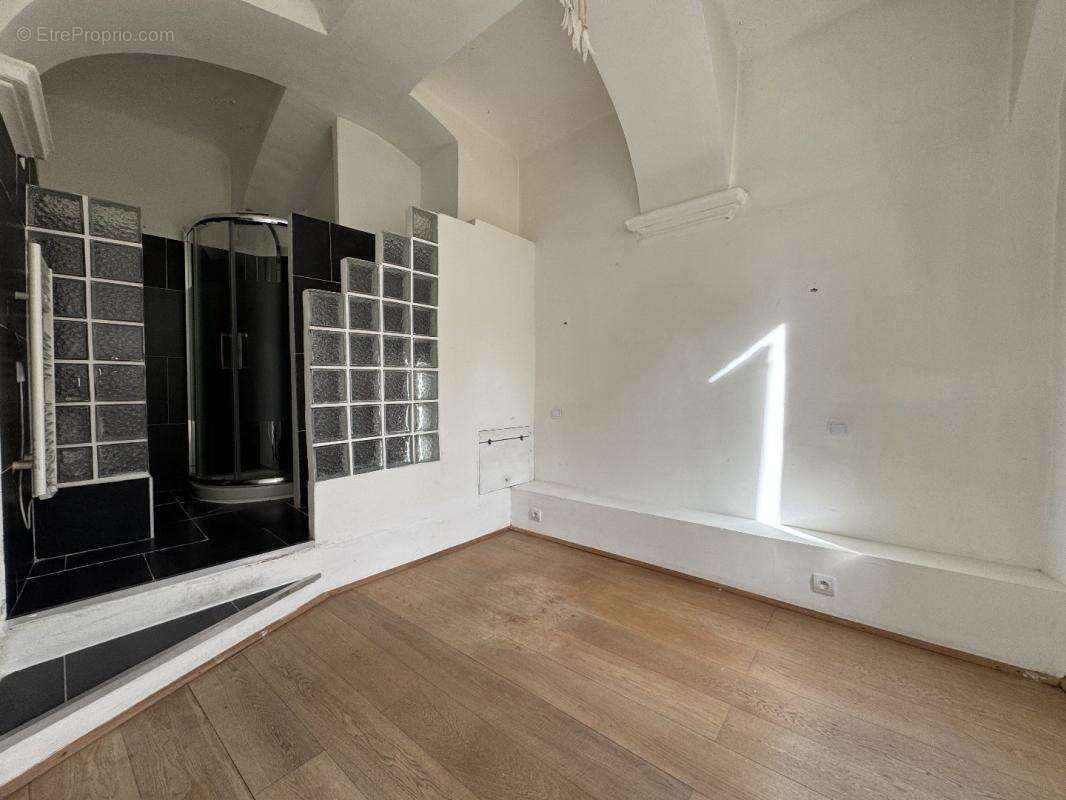 Appartement à TENDE