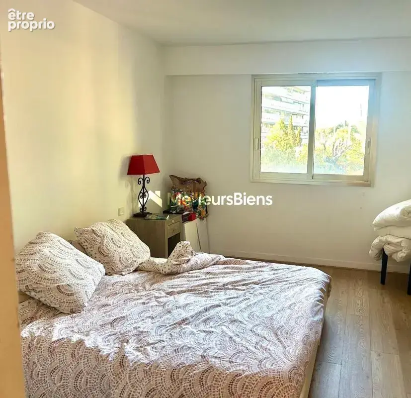 Cannes  : Grand 3 pièces de 98 m2, avec terrasse, garage et piscine - photo 13