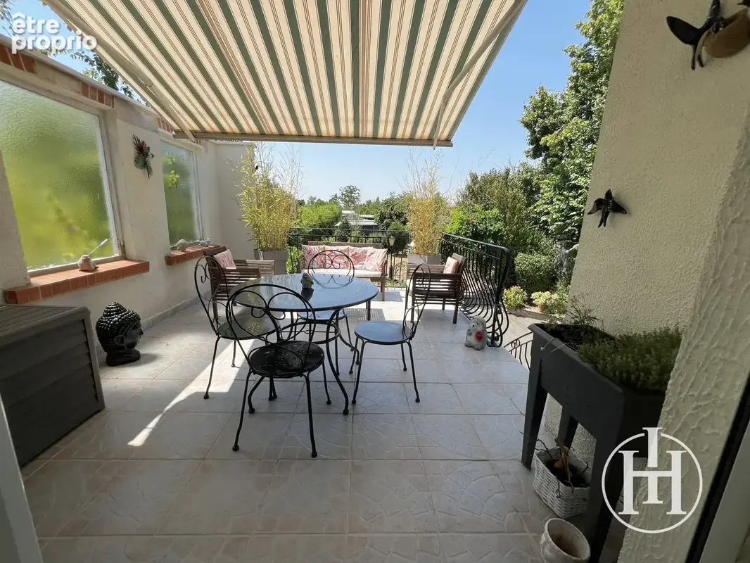 Maison familiale sur sous-sol   Quartier Asnières à Bourges - photo 2