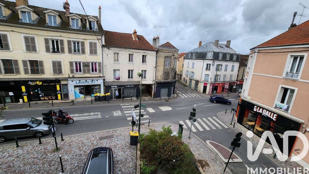 Photo 7 - Appartement à CORBEIL-ESSONNES