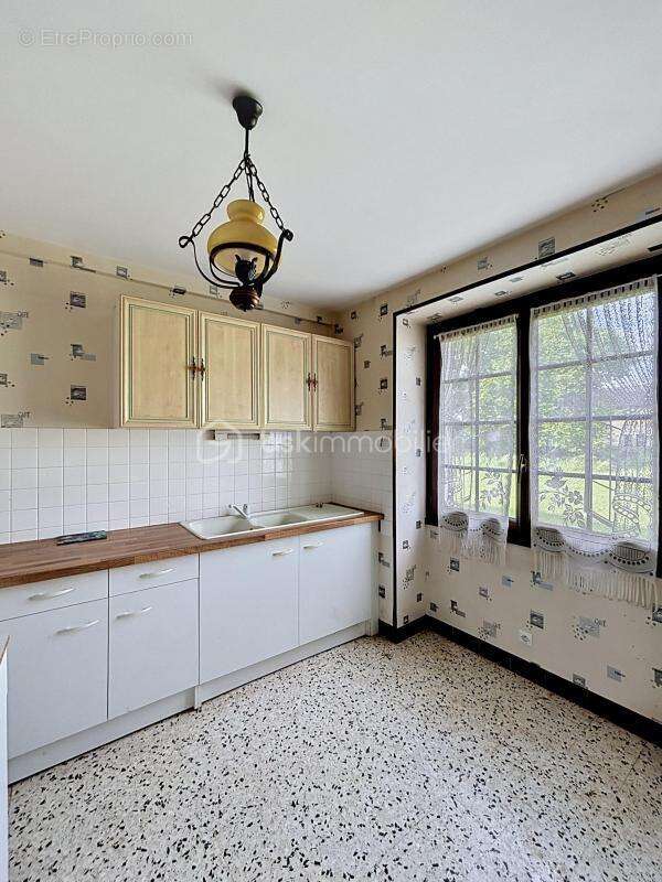 Maison de plain-pied située à Connantre - photo 5