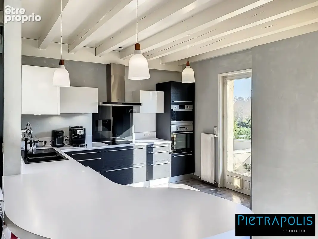 Maison 7 pièces 180 m² à vendre à Jassans-Riottier (01480) - photo 8