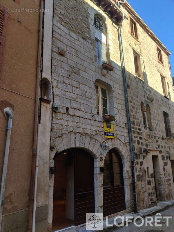 Maison dans la cité médiévale. - photo 5