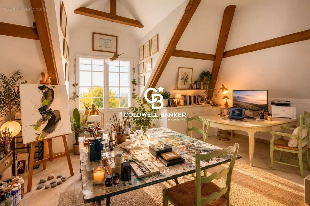 Maison à MONNETIER-MORNEX