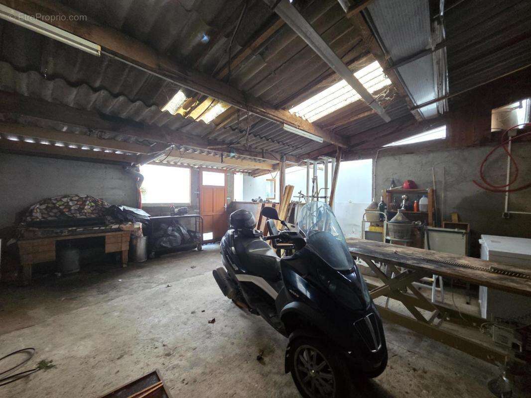 Maison à SAINT-JEAN-D&#039;ANGELY