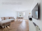 Appartement à EZANVILLE