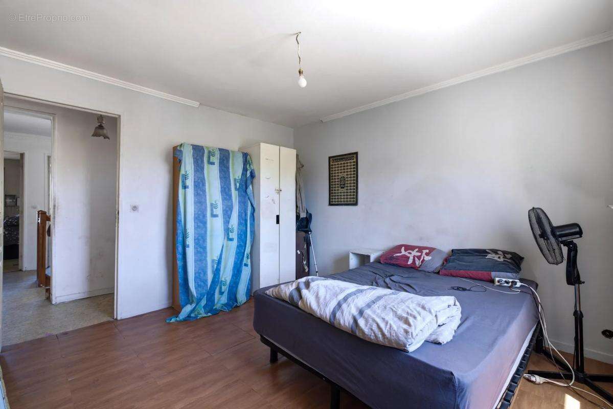 Maison de 6 pièces de 149 m² à Villepinte - photo 8