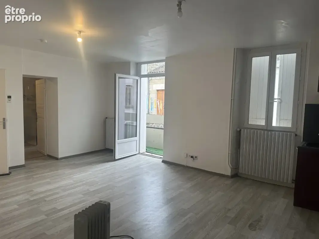 Miramont Appartement de type 3 avec possibilité de logement ou commerce en rez-de-chaussée - photo 5