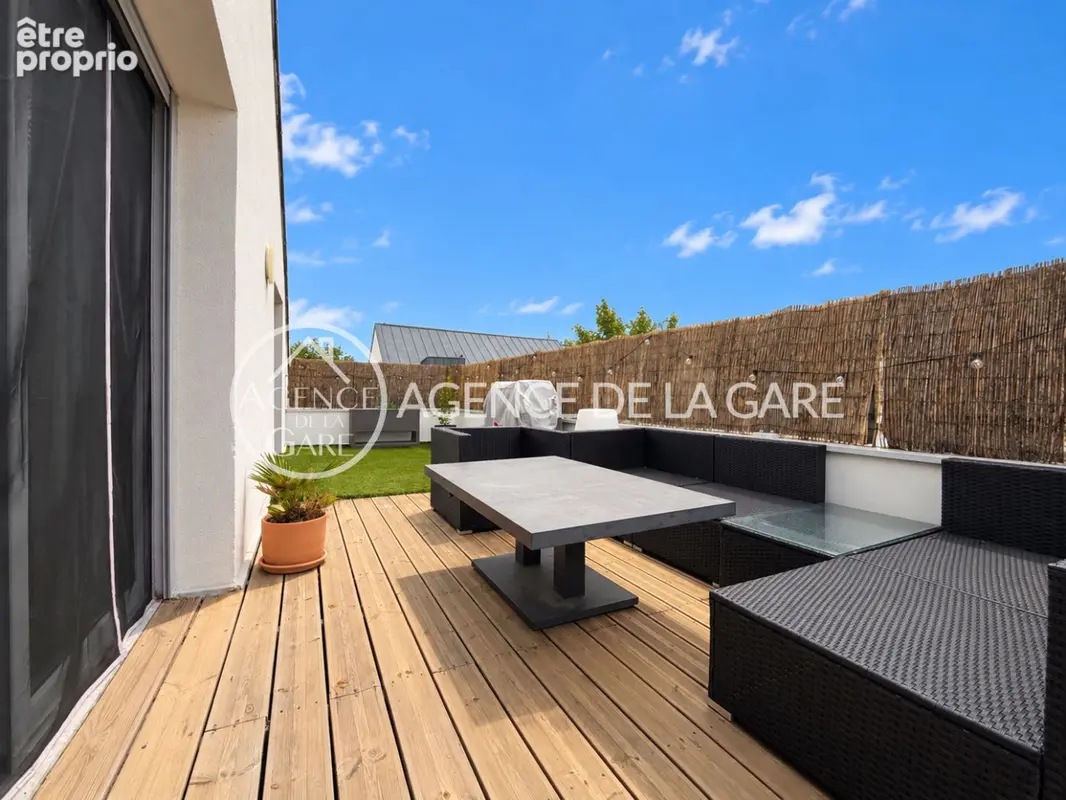 Appartement 5 pièces 95 m² à vendre à Combs-La-Ville (77380) - photo 3
