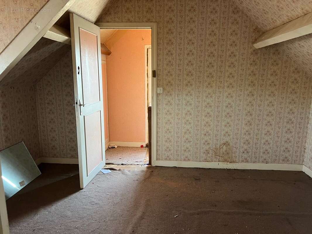 Maison à BICHANCOURT