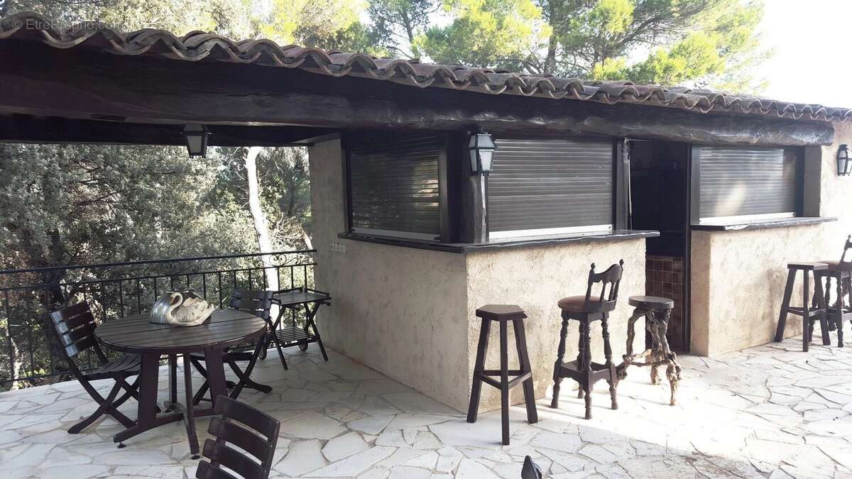 Maison à VALLAURIS