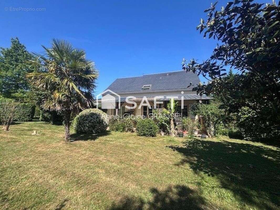 Photo 2 - Maison à SAINT-GERMAIN-DE-COULAMER