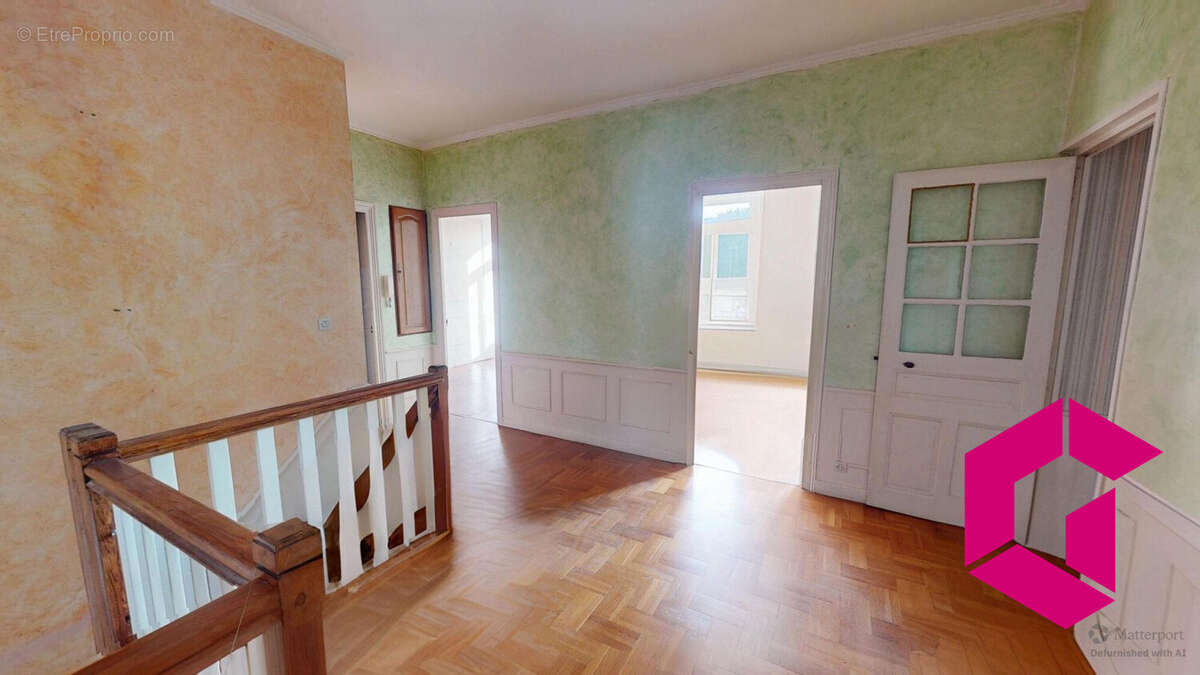 Maison à LA SEAUVE-SUR-SEMENE