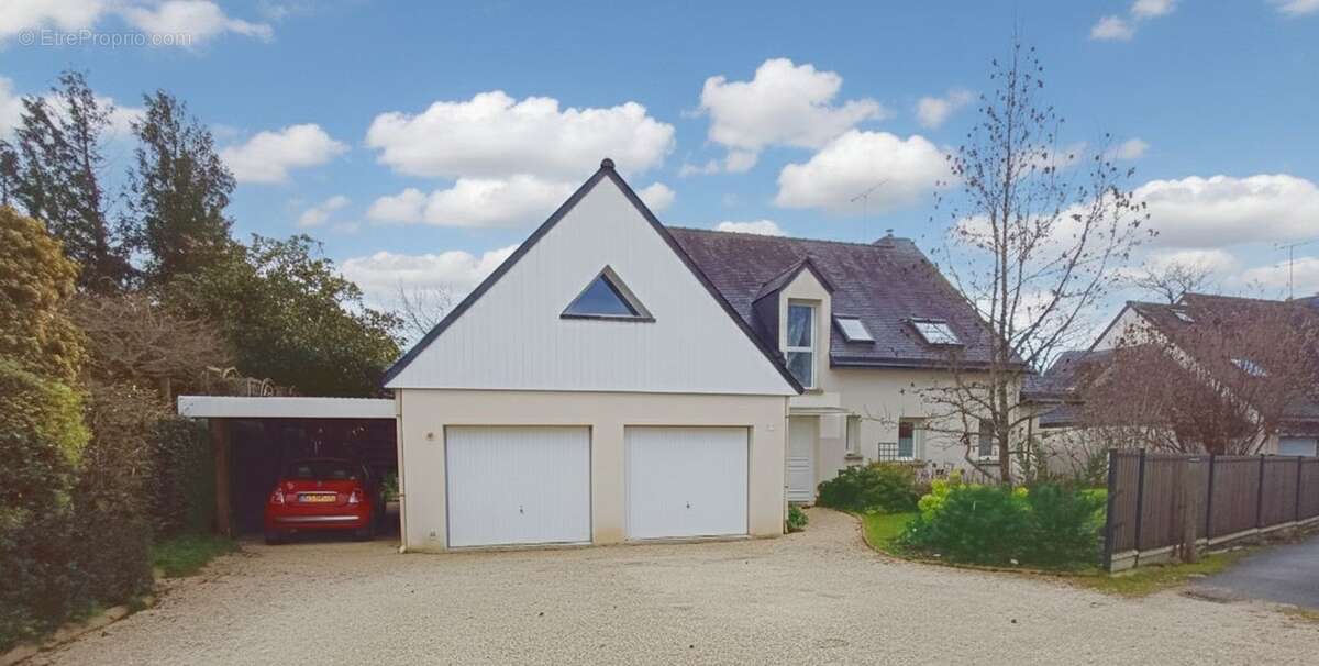 Maison à THORIGNE-FOUILLARD