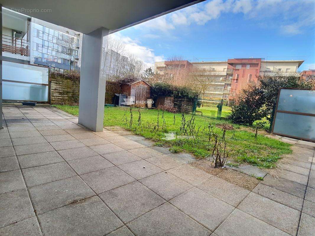 Appartement à VAULX-EN-VELIN