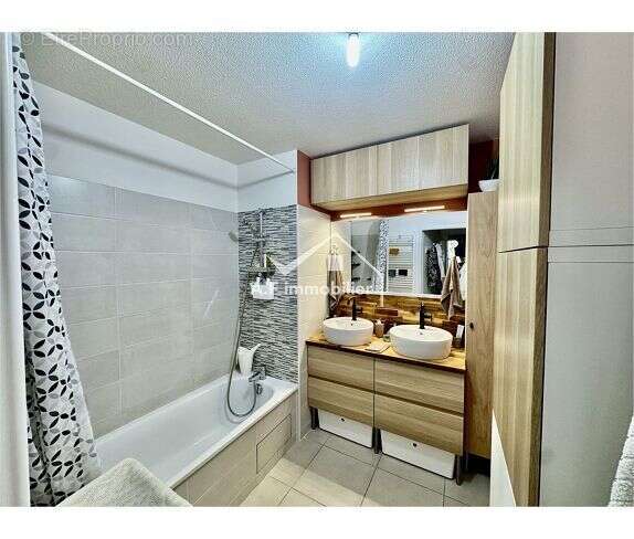 Appartement à FROUZINS