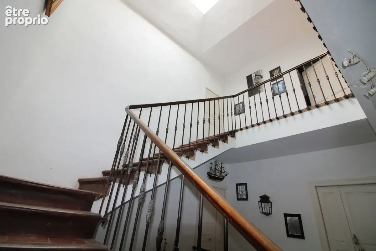 Maison de maitre 464 m2 + 150 m2 caves et garage.. - photo 53