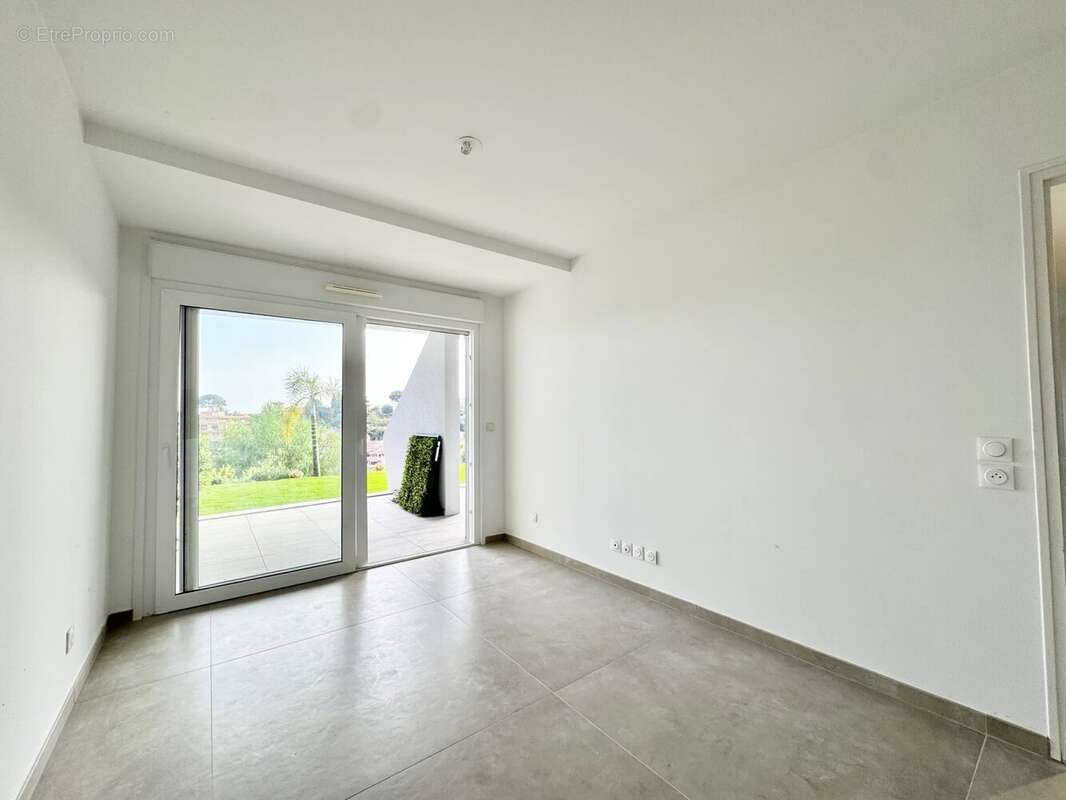 Appartement à ROQUEBRUNE-CAP-MARTIN