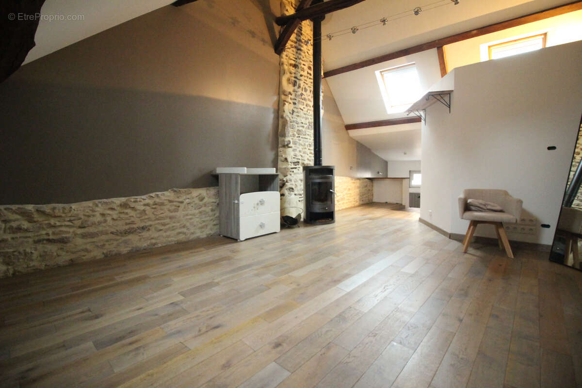 Maison à NUITS-SAINT-GEORGES