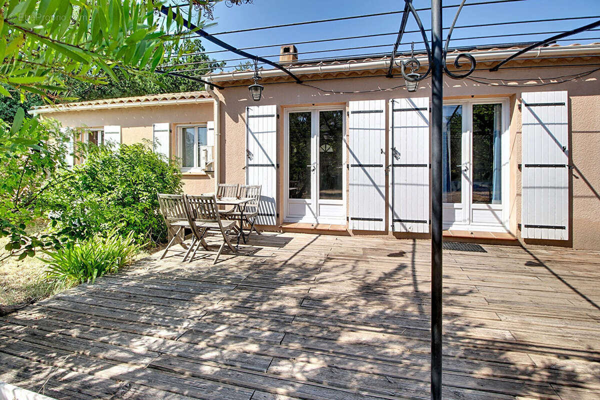 Maison à LORGUES