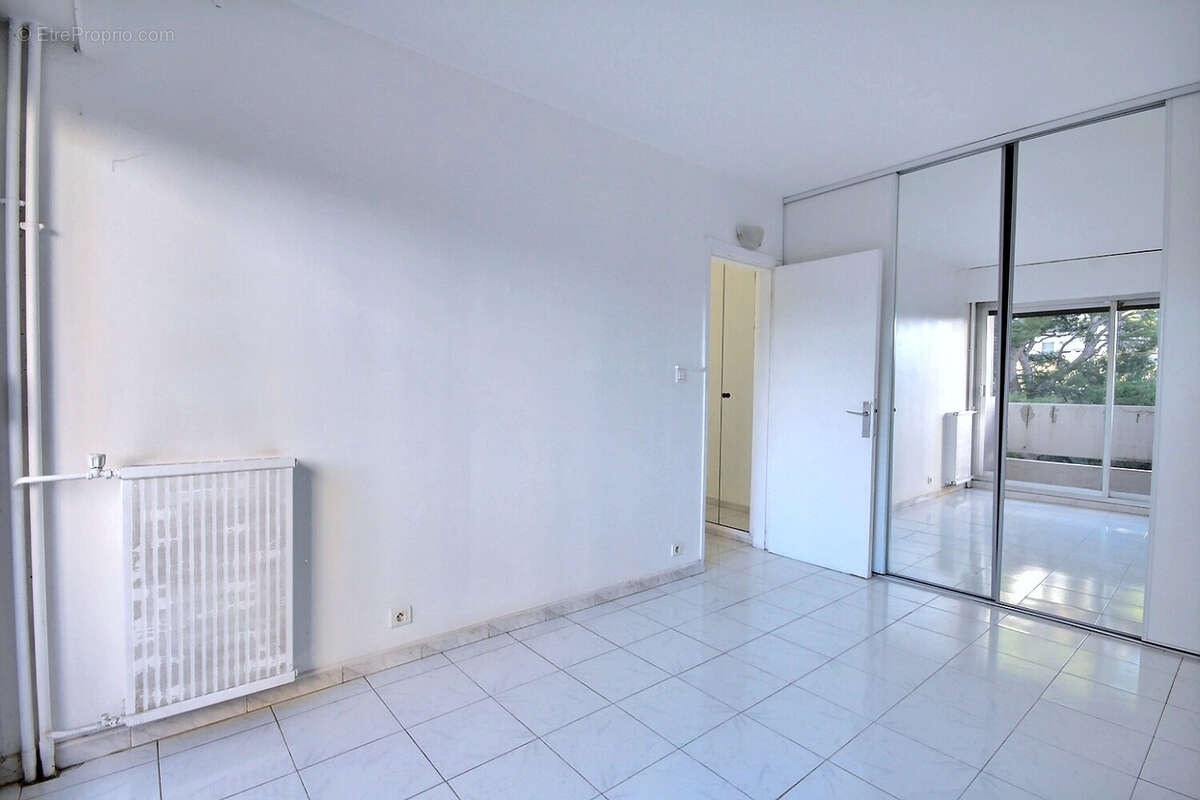 Appartement à MARSEILLE-10E