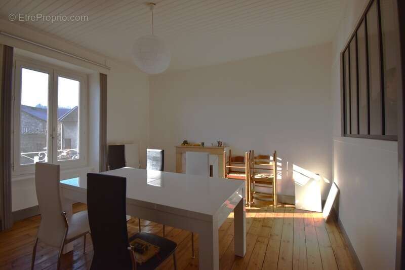 Appartement à TENCE