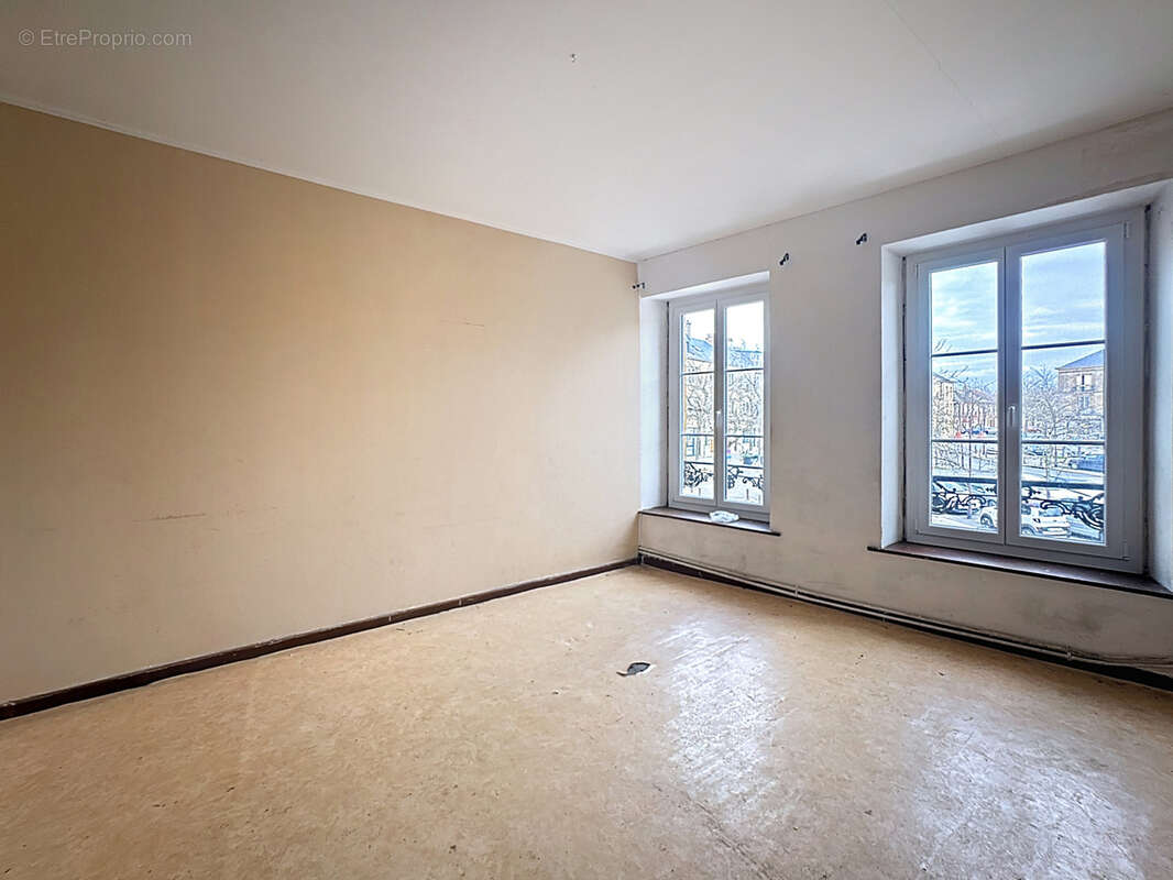 Appartement à CHARLEVILLE-MEZIERES