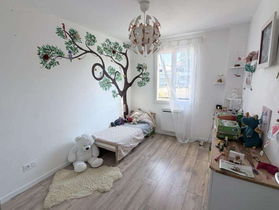 Maison T4 87m² + garage 94m² et piscine - L'Isle-Jourdain - photo 6
