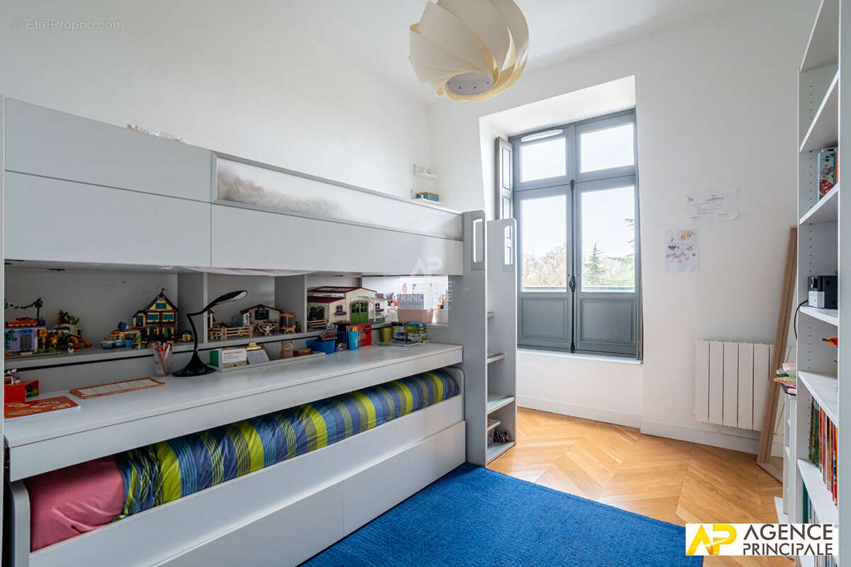 Appartement à MAISONS-LAFFITTE