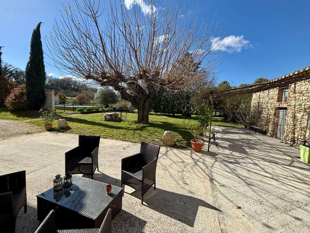 Maison à BONLIEU-SUR-ROUBION