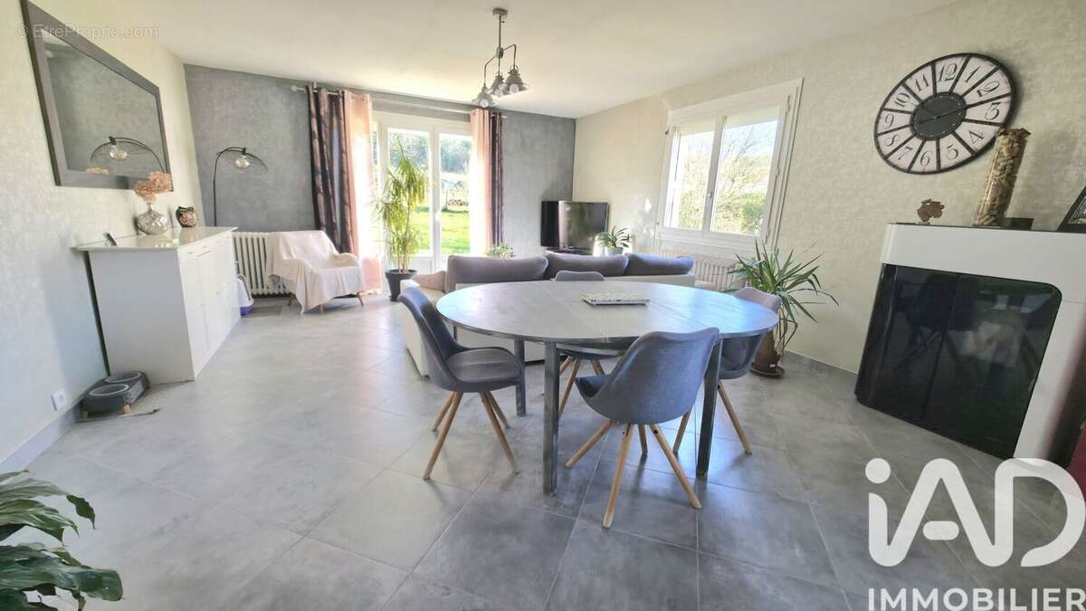 Photo 5 - Maison à BRICON