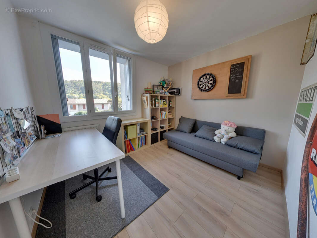 Appartement à ECHIROLLES