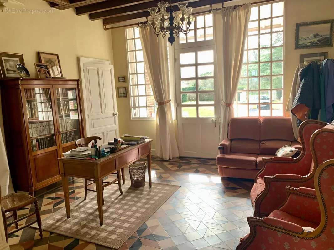 Maison à NEUVY-SAINT-SEPULCHRE