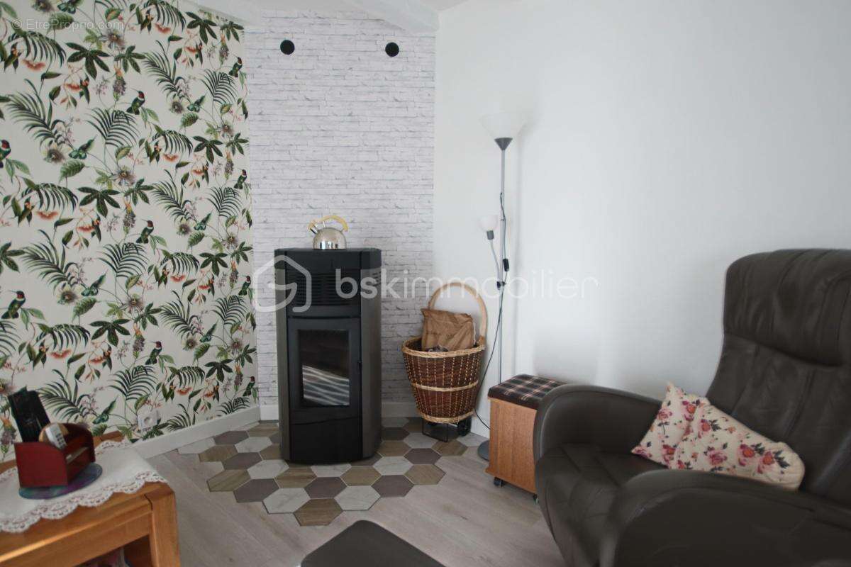 Appartement à COMBS-LA-VILLE