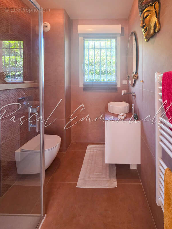 Appartement à MANDELIEU-LA-NAPOULE