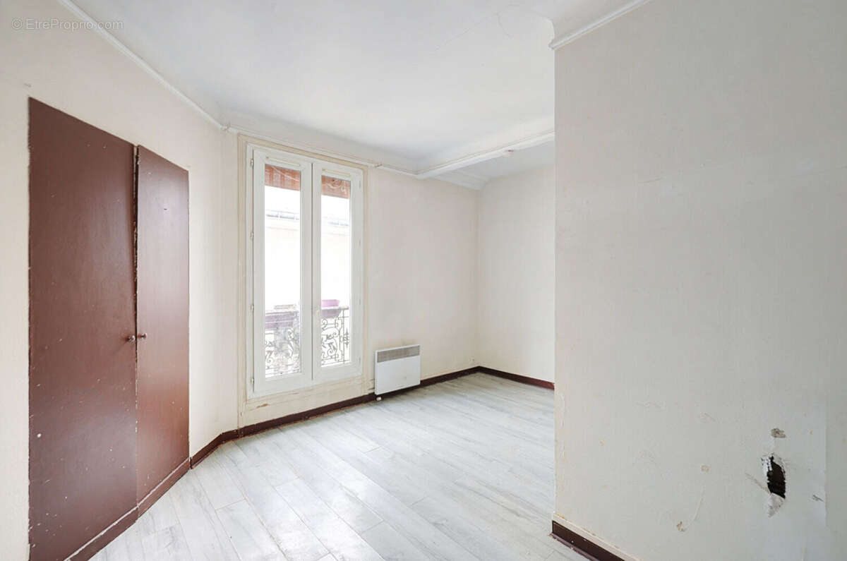 Appartement à PARIS-18E