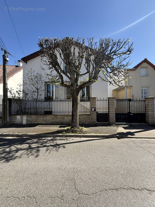 Maison à DRANCY