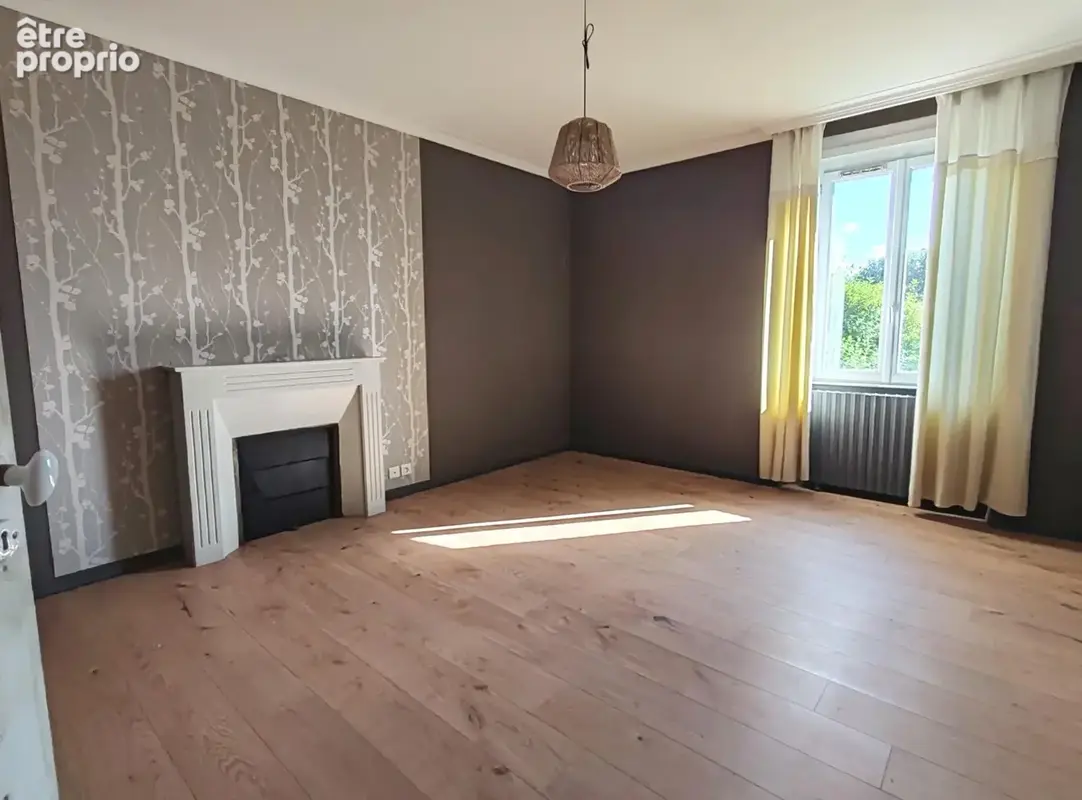 Corps de ferme 220 m2 et dépendances - photo 5