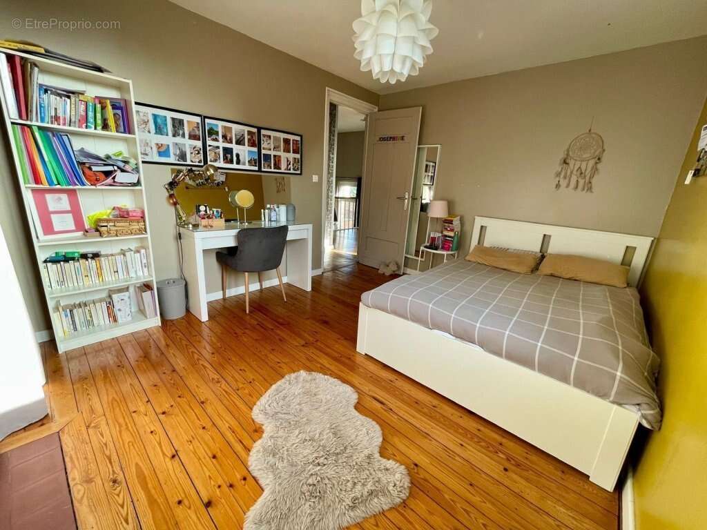 Maison à LA CHAPELLE-D&#039;ARMENTIERES