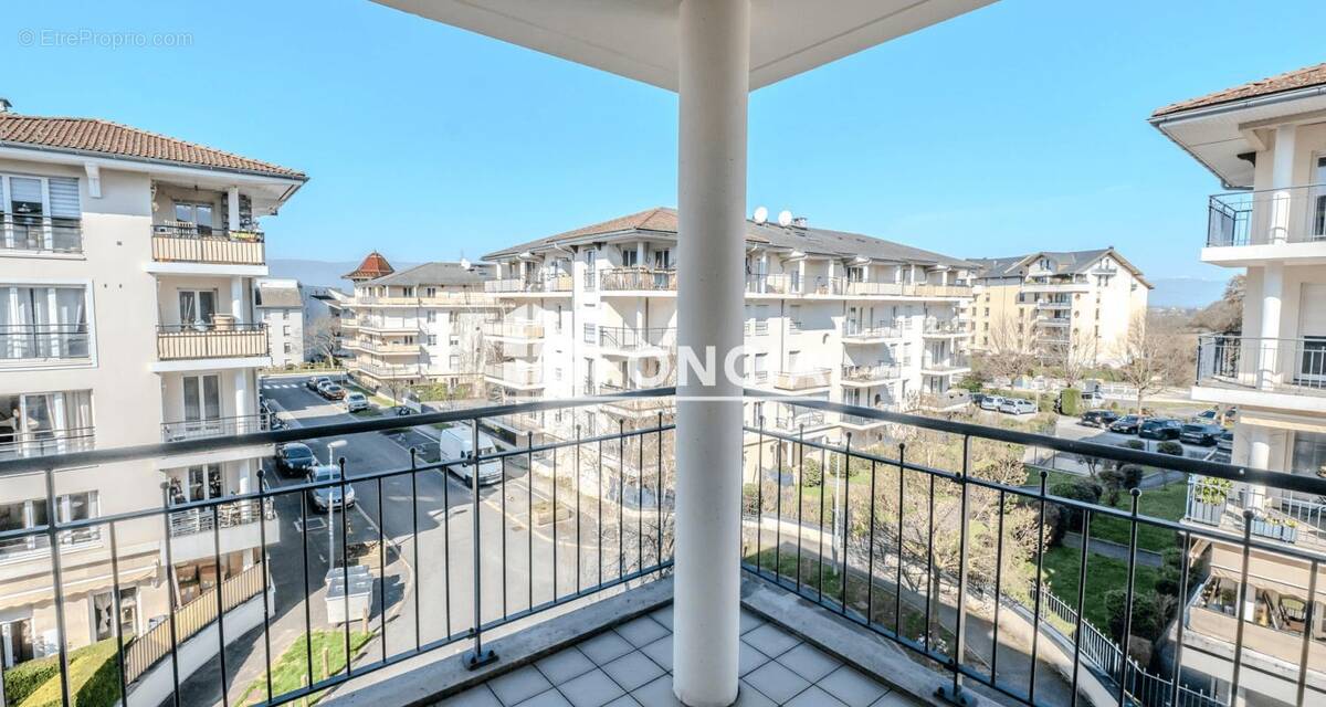 Appartement à SAINT-JULIEN-EN-GENEVOIS